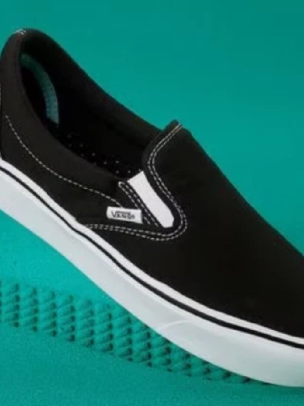 Vans Classic Slip-On Skate Shoe NIB size 10